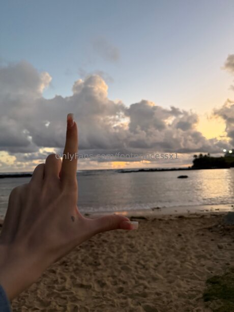 かわいいアナルオンリーファンズ トップ 写真
