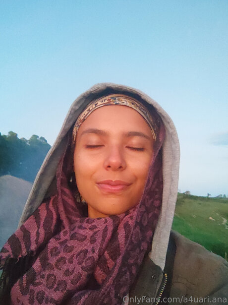 角質の女の子オンリーファンズ アダルト ギャラリー