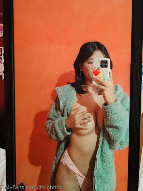 Mar Cute エロティックなポルノスター 写真