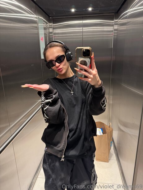 Violet Dreams69 高品質モデル ギャラリー