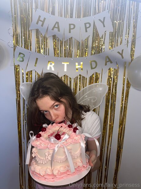 20歳のオンリーファンズ ホット裸 写真