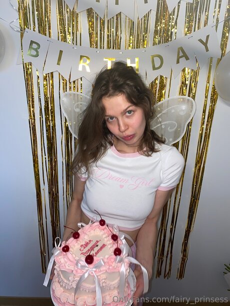 Fairy Prinsess 完璧なポルノスター ギャラリー