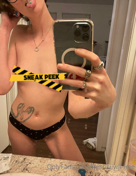 Freshkiiwii Free セックスポルノスター 写真