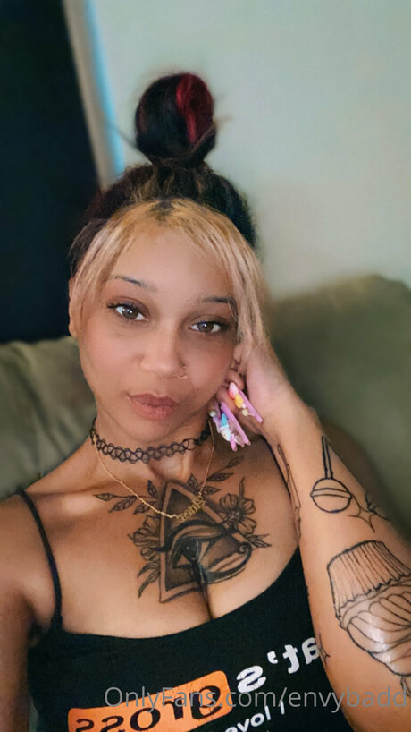 Envybadd プロフィール写真