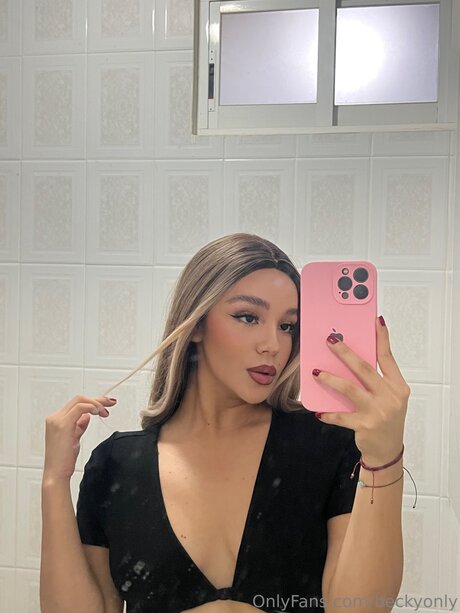 Beckyonly ポルノスター エロティック 画像