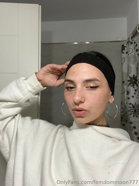 フィットネス 裸 オンリーファンズ 美しい裸 写真