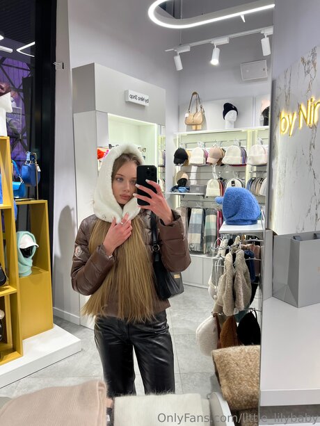 Little Lilybaby スター ヌード 写真