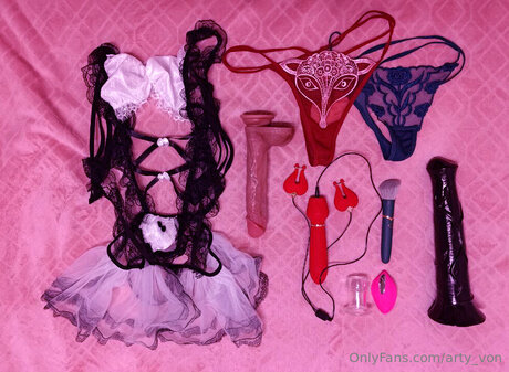 Arty Von 無料スター 写真