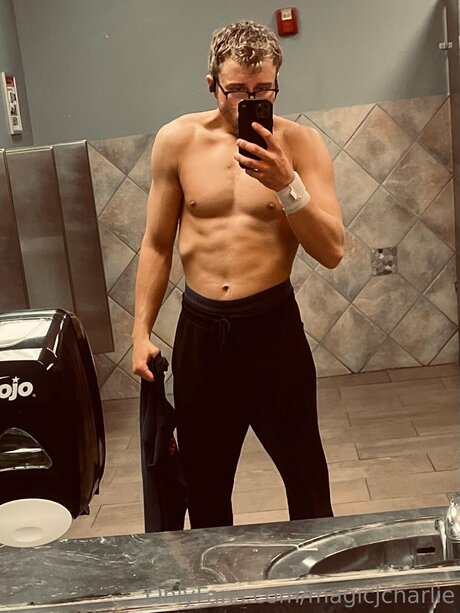 Magicjcharlie セクシーなスター 画像