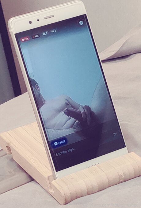 Hotspanishguy 裸のスター 写真