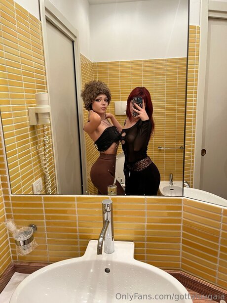 フィットネスベイビーオンリーファンズ えろた 写真