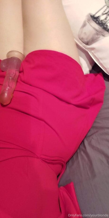 Yourblonde セックススター 写真