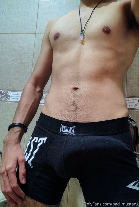 Bad Mustang ポルノスター ヌード 写真