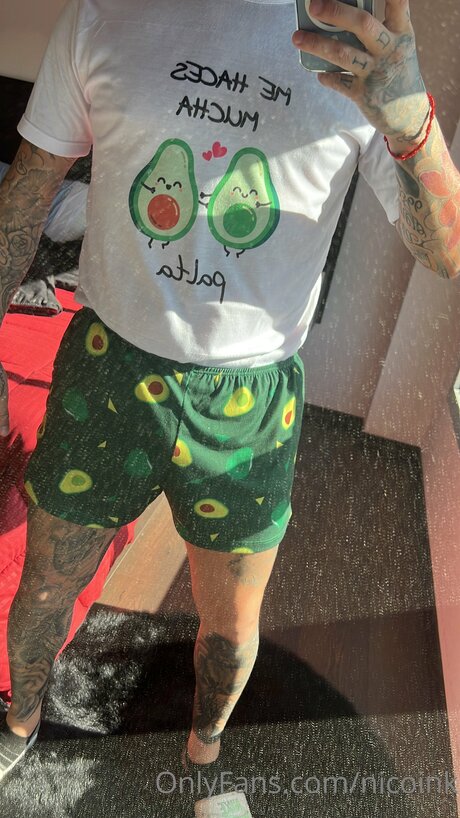 コスプレ ヘンタイ オンリーファンズ セクシーヌード 写真