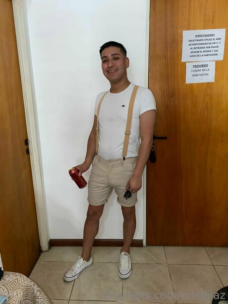 Crisdiiaz ポルノ女優 画像