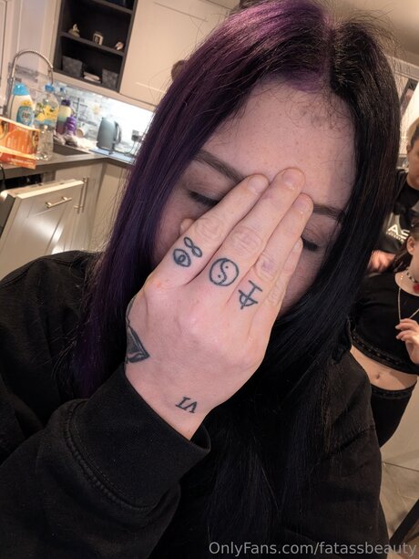 Fatassbeauty セクシーモデル アーカイブ