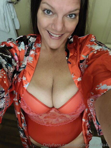 ニューハーフが男とセックスするオンリーファンズ ホットヌード 画像