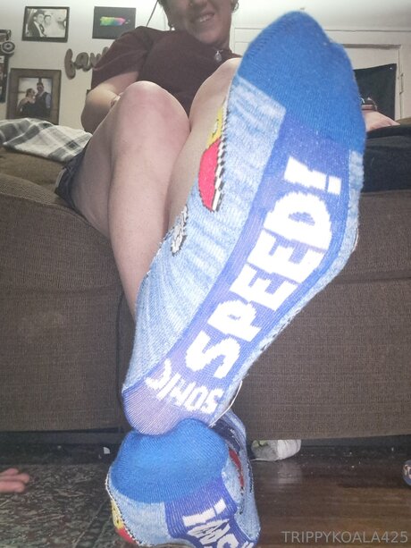 タトゥーオンリーファン 裸 画像