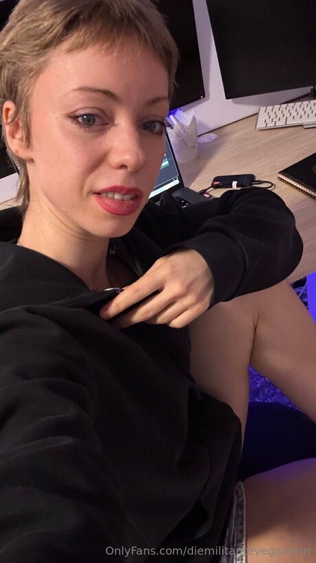 メコスジのオンリーファンズ 無料 画像