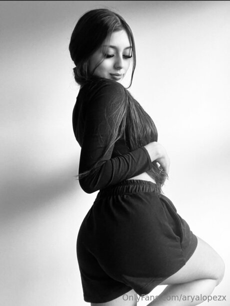 イギリスのおばあちゃんオンリーファンズ ホットヌード 画像