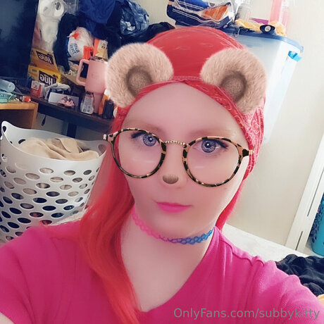 Subbykitty かわいいモデル 写真