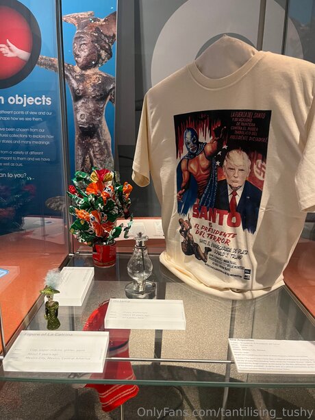 Tantilising Tushy 高品質モデル 写真