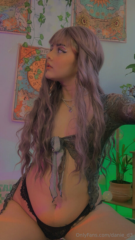 Danie D3 ヌード女優 写真