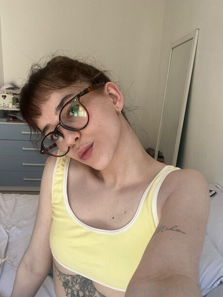 足の動画 オンリーファンズ ホットxxx 写真