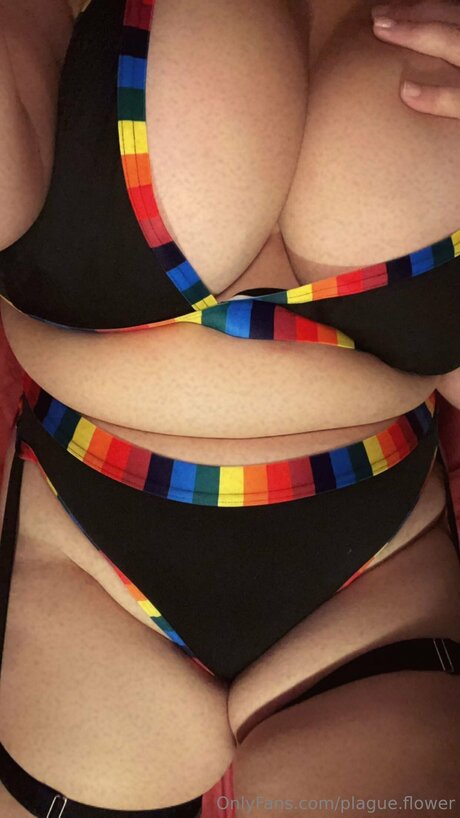 Plague Flower アートモデル 写真