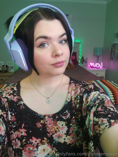 Mylovemaeve 可愛い女優 画像