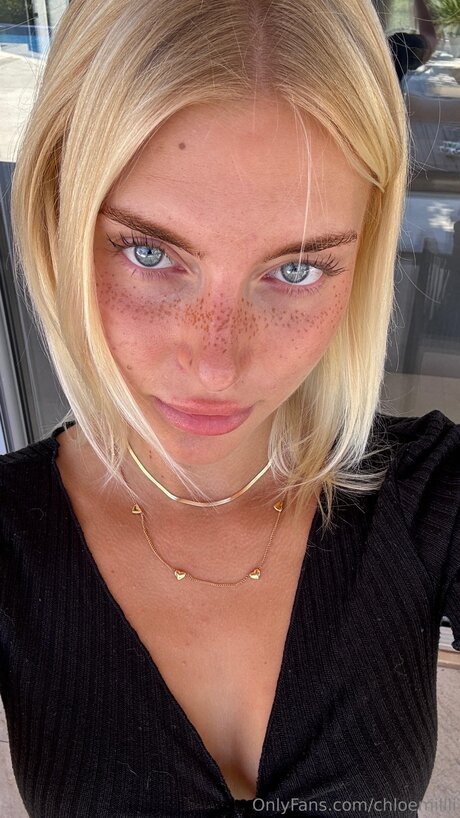 Chloemillli HDスター ギャラリー