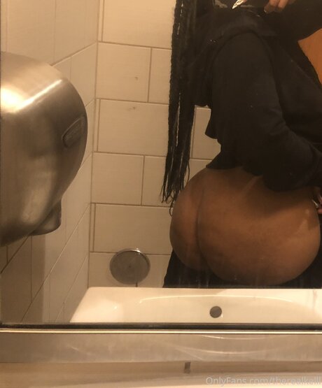 キッチンセックスオンリーファンズ 無料ヌード 写真