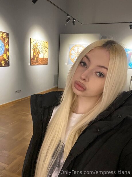 Empress Tiana 無料女優 画像