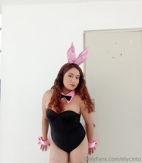 アナルオーガズム オンリーファンズ アートポルノ 写真