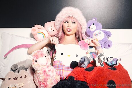 Floralpantiez ポルノスター HD ギャラリー