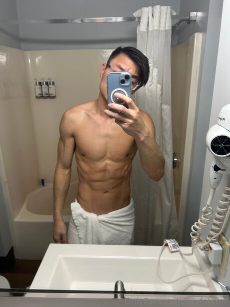 Sxyfshrmn アダルトモデル 写真