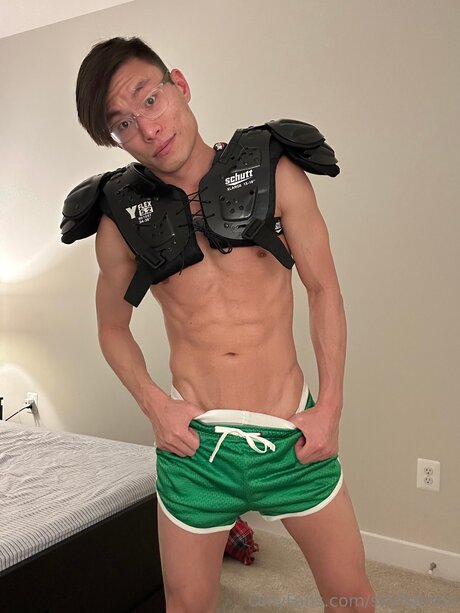 黒檀ペッギングオンリーファンズ アダルト無料 写真