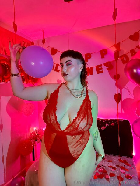 Kikiwflower トップポルノスター 写真