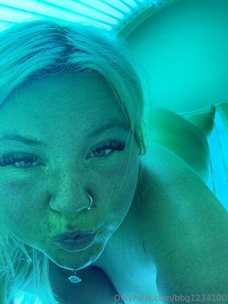 戦利品オンリーファンズ 可愛い 写真