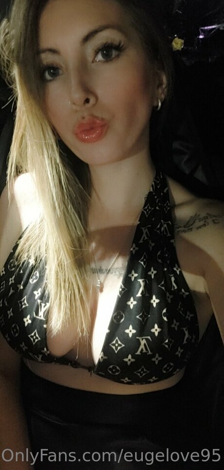 Irina950717 ポルノスター ヌード 画像