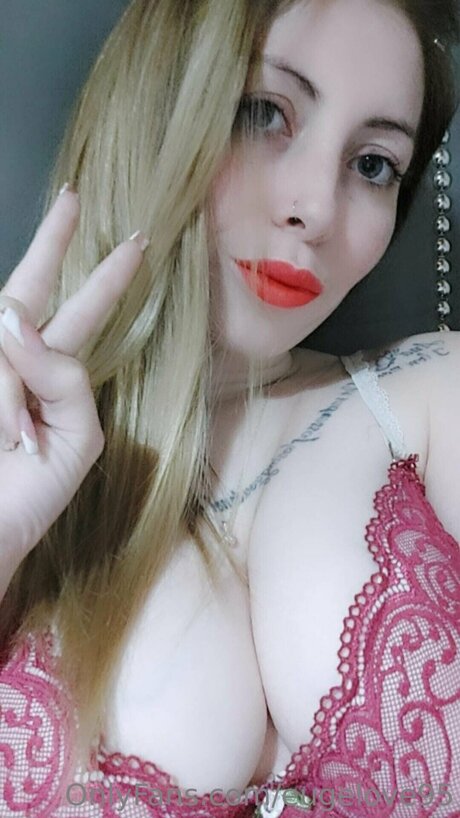 Irina950717 モデル 写真