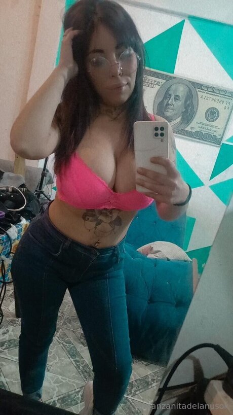 フラットオンリーファン ポルノ 写真