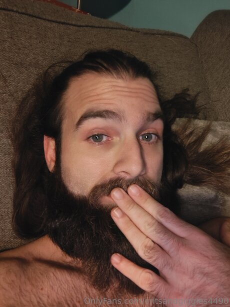 Critsandgiggles4490 プロフィール写真