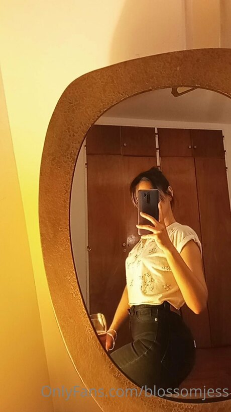 Blossomjess ポルノスター 素敵 画像