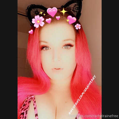 カーリーエボニーオンリーファンズ ホット 写真