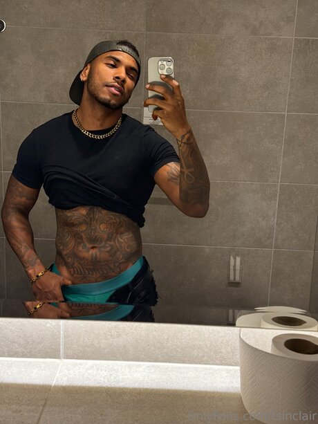 Tsinclair スター xxx アーカイブ