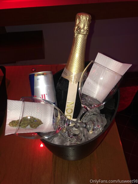 黒檀ヌードオンリーファンズ えろた 画像