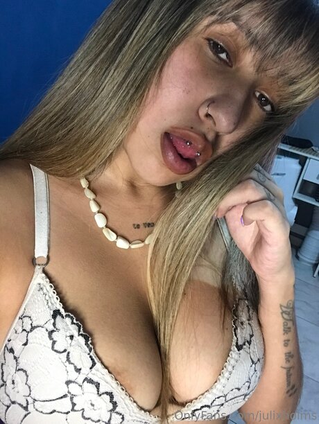 Julixholms 美しいスター アーカイブ