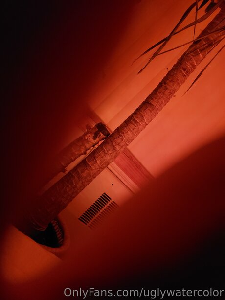 Uglywatercolor HDポルノスター ギャラリー