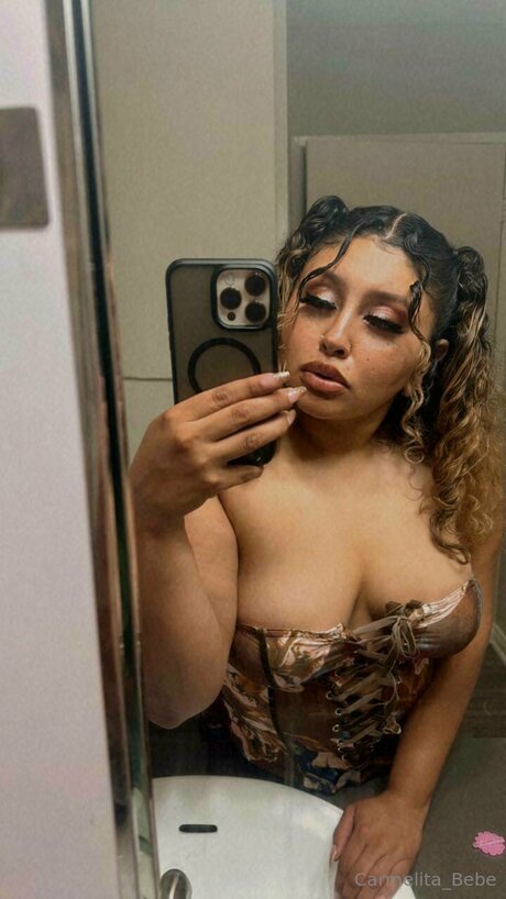 Carmelita Bebe 無料のポルノスター 画像